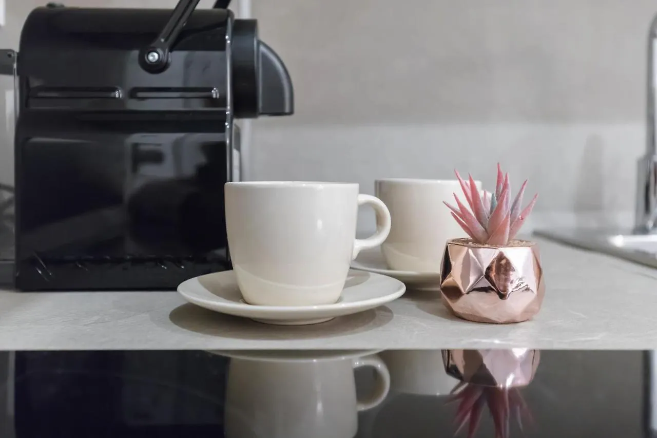 Apartment Nuovo Intimo Apt A 10Min Dal Duomo - Homeunity Milan